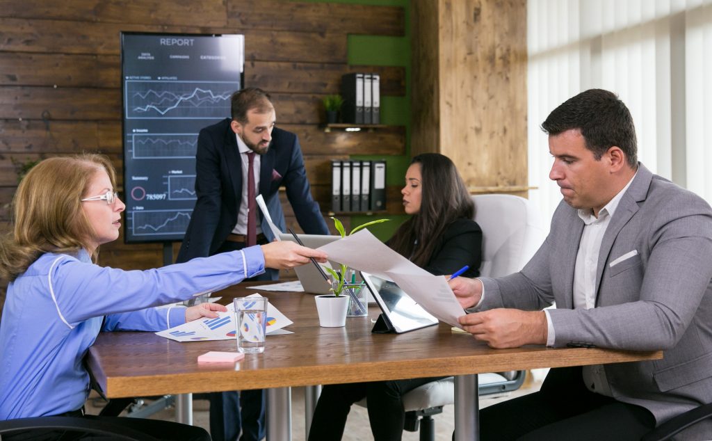 Business Structure Consultant